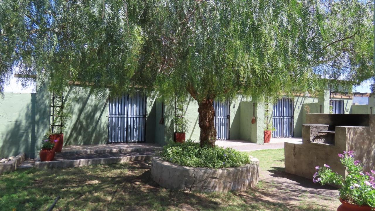 Die Windpomp Gastehuis Beaufort West Luaran gambar