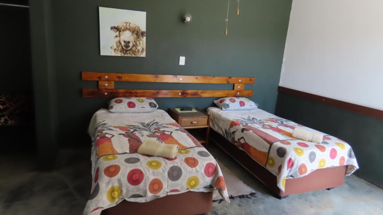 Die Windpomp Gastehuis Beaufort West Luaran gambar